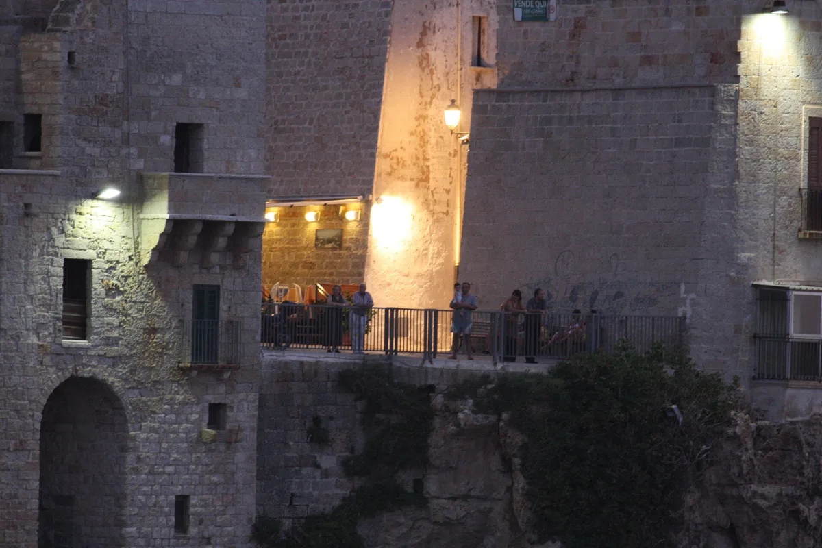 Cosa vedere a Polignano a Mare: attrazioni, monumenti e posti segreti da non perdere